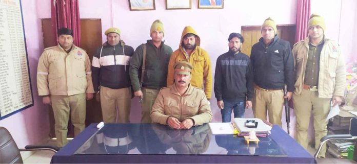 Line Bazar police arrested three prize gangsters of 20-20 thousand